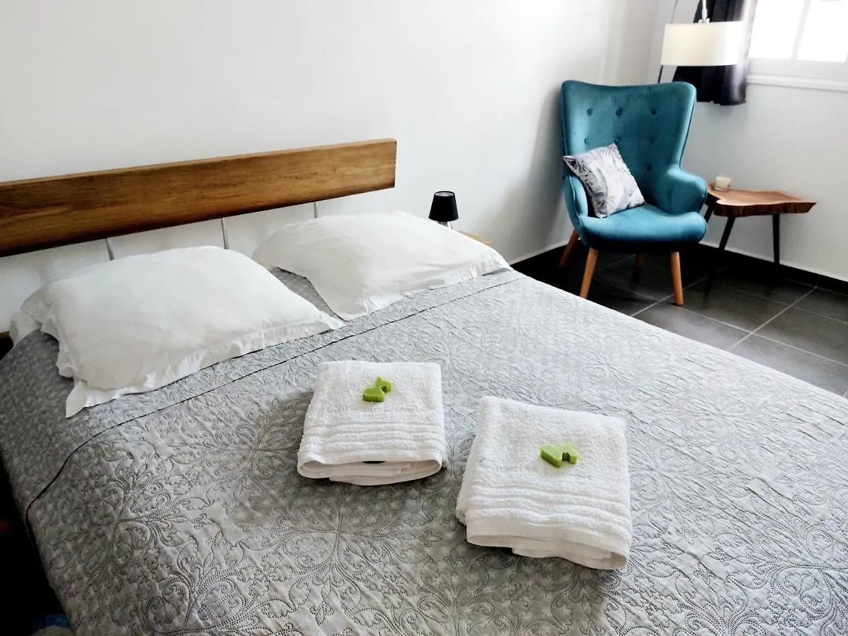 פואנט-א-פיטרה Charmant Pied-A-Terre Coeur De Ville