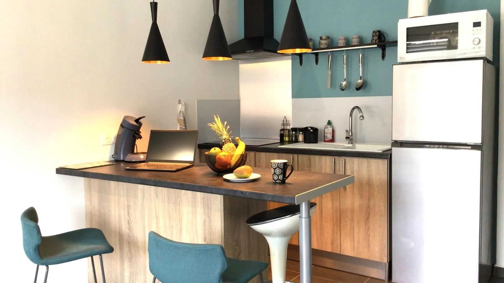 פואנט-א-פיטרה Charmant Pied-A-Terre Coeur De Ville